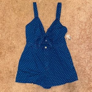 💙Ladies “Free People”  denim shorts romper 💙